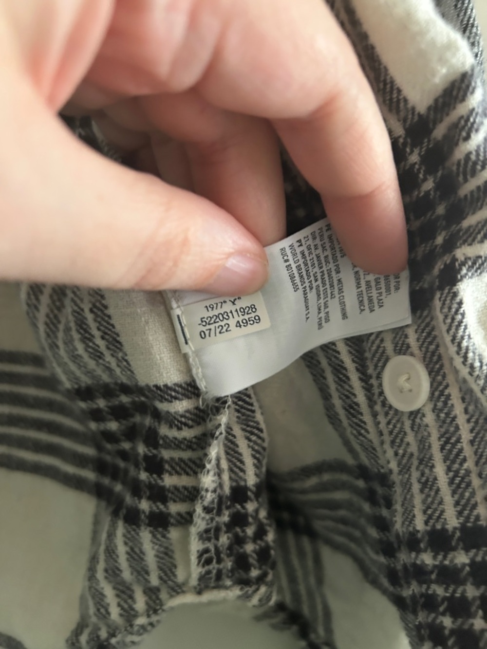 American Eagle plaid cropped button down size XS - Picture 4 of 4